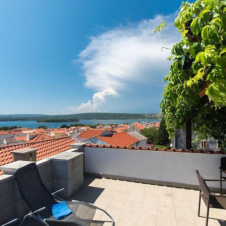 Apartment Roko Punat Exterior foto