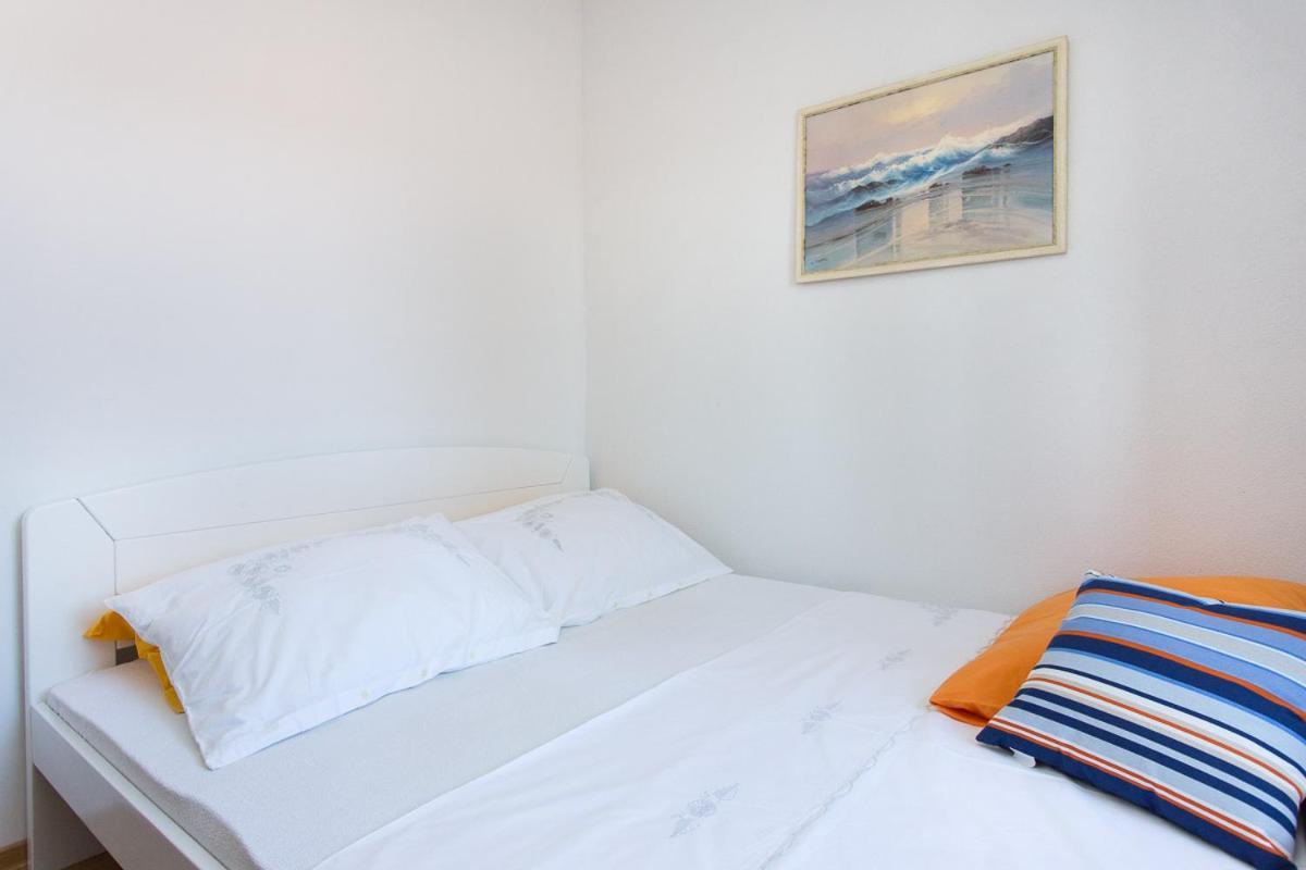 Apartment Roko Punat Exterior foto